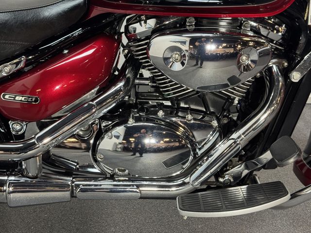 suzuki - c-800-intruder-classic