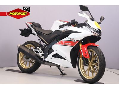 YAMAHA YZF R 125 – foto 2
