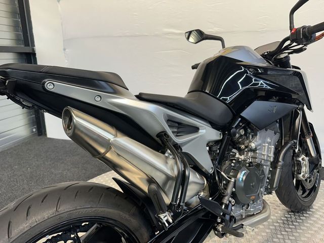 ktm - 790-duke