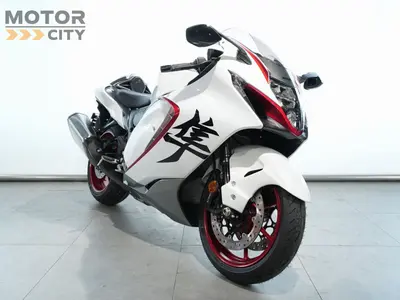 SUZUKI GSX-R 1300 HAYABUSA – foto 2