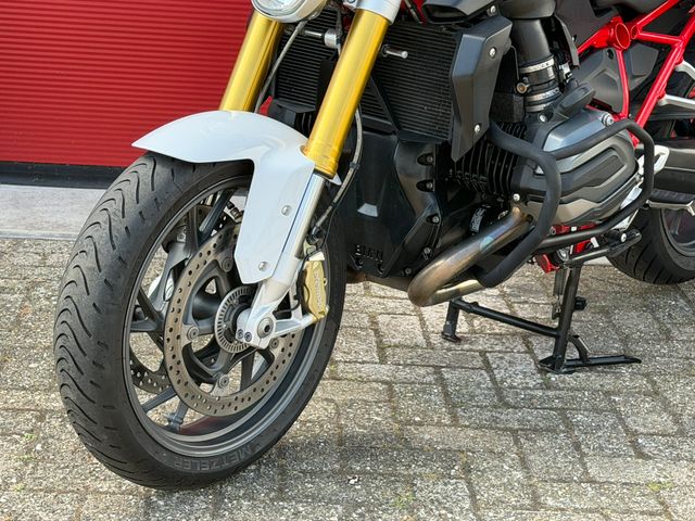 bmw - r-1200-r-abs