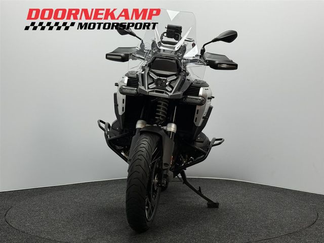 bmw - r-1300-gs-adventure-triple-black