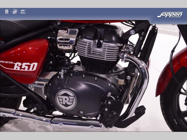 royal-enfield - super-meteor-650
