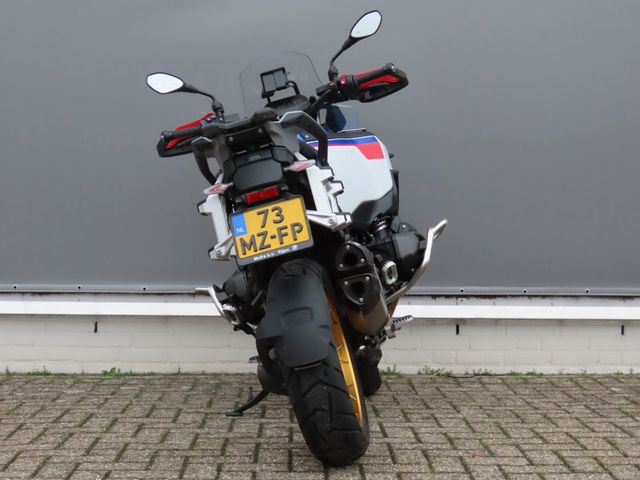 bmw - r-1300-gs-adventure