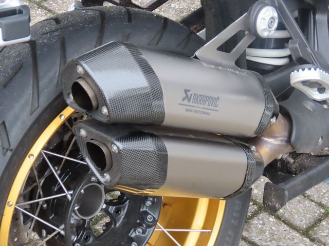 bmw - r-1300-gs-adventure