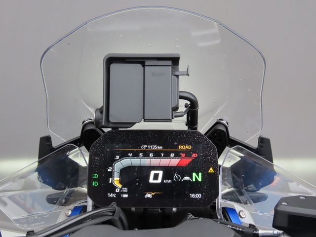 bmw - r-1300-gs-adventure