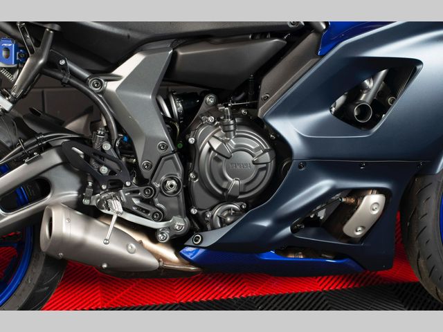 yamaha - r7