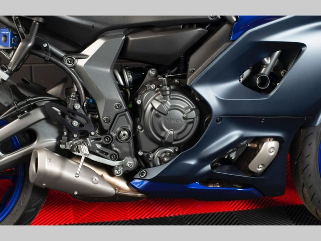 yamaha - r7