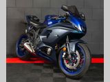 YAMAHA R7