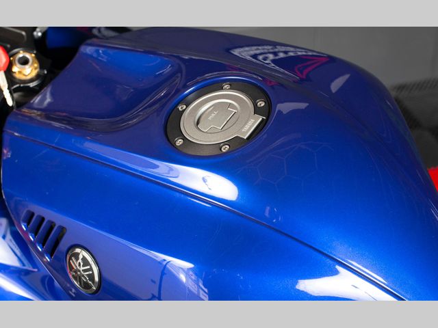 yamaha - r7