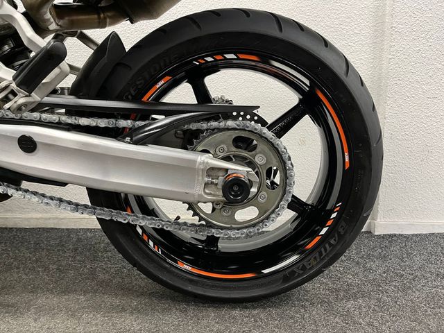ktm - 990-supermoto-r