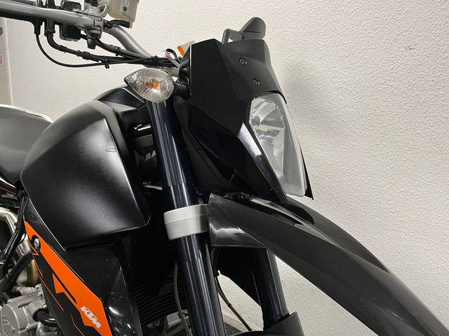 ktm - 990-supermoto-r