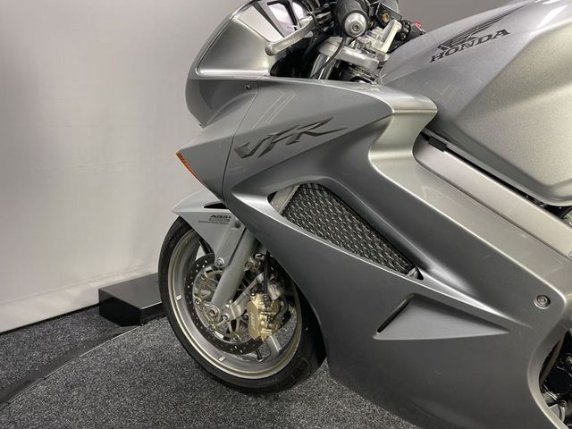 honda - vfr-800-fi-vtec-abs