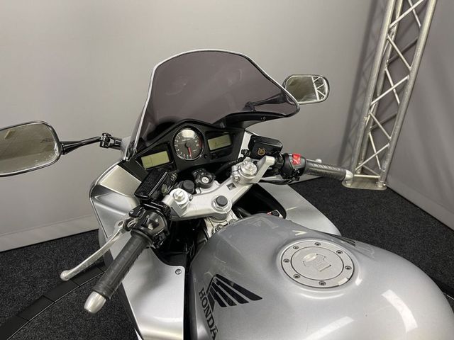 honda - vfr-800-fi-vtec-abs