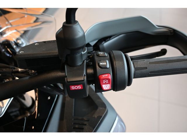 bmw - r-1300-gs-adventure-triple-black