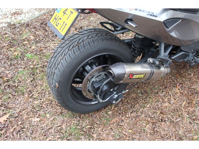 can-am - spyder-rs-s