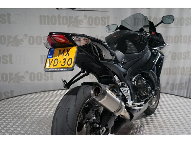 suzuki - gsx-r-750