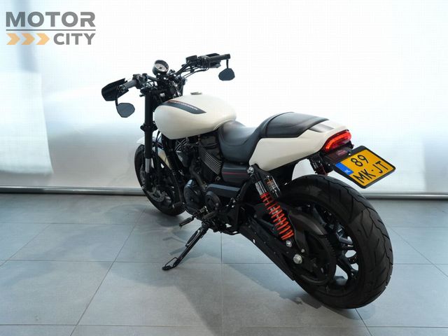 harley-davidson - street-rod