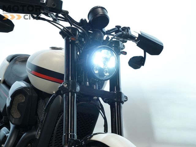 harley-davidson - street-rod