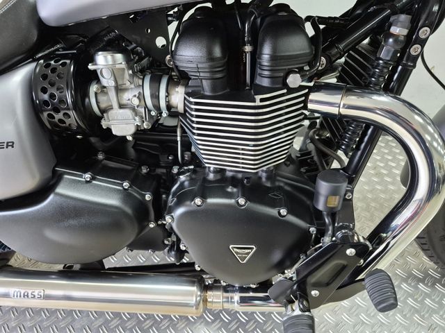 triumph - bonneville-speedmaster