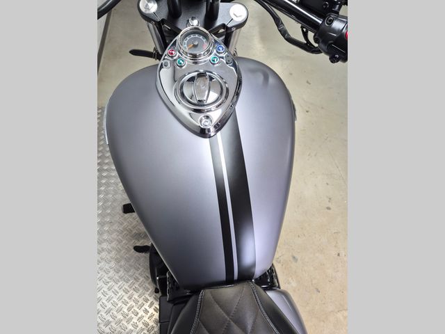triumph - bonneville-speedmaster