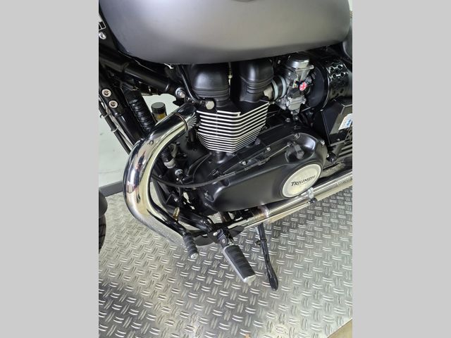 triumph - bonneville-speedmaster
