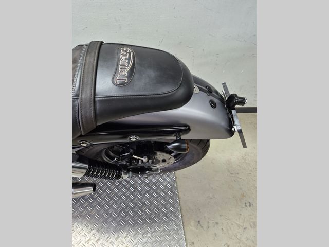 triumph - bonneville-speedmaster