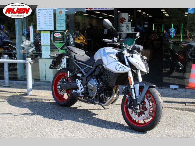 suzuki - gsx-8s