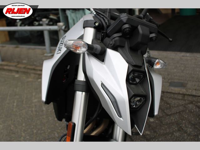 suzuki - gsx-8s