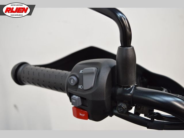 triumph - scrambler-400-x