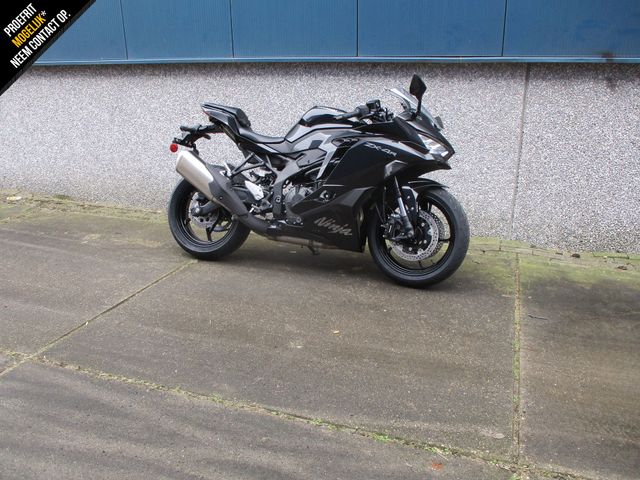 kawasaki - ninja-zx-4rr