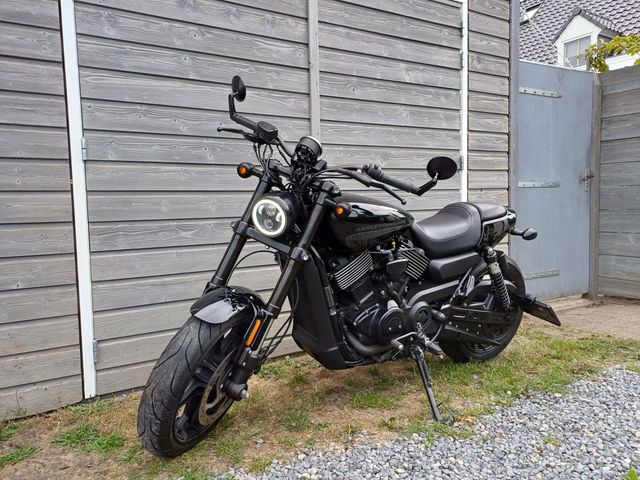 harley-davidson - street-rod