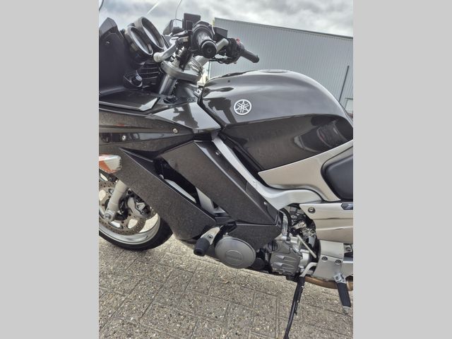 yamaha - fjr-1300