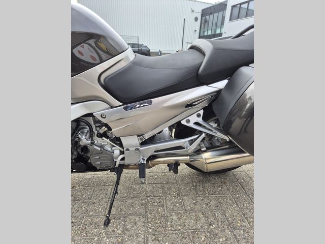 yamaha - fjr-1300