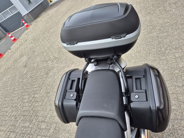yamaha - fjr-1300