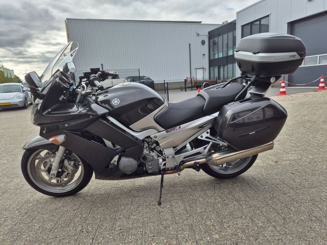 yamaha - fjr-1300