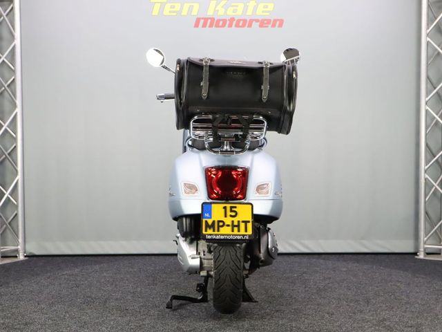 vespa - gts-300