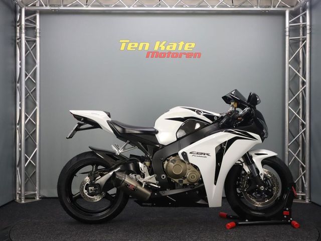 honda - cbr-1000-rr-fireblade
