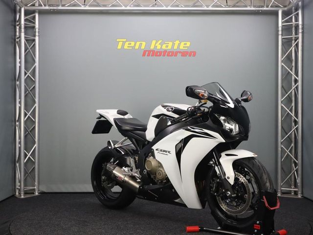 honda - cbr-1000-rr-fireblade