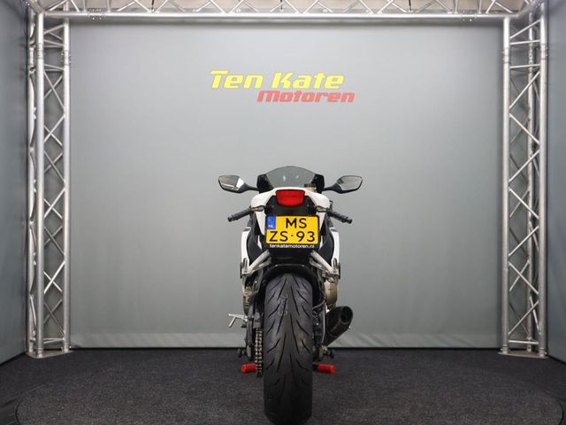 honda - cbr-1000-rr-fireblade