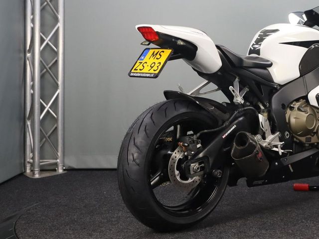 honda - cbr-1000-rr-fireblade
