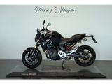 BMW F 900 R
