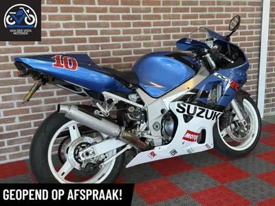 SUZUKI GSX-R 600 – foto 3