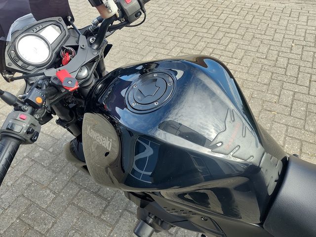 kawasaki - z-750