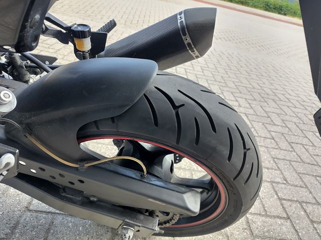 kawasaki - z-750