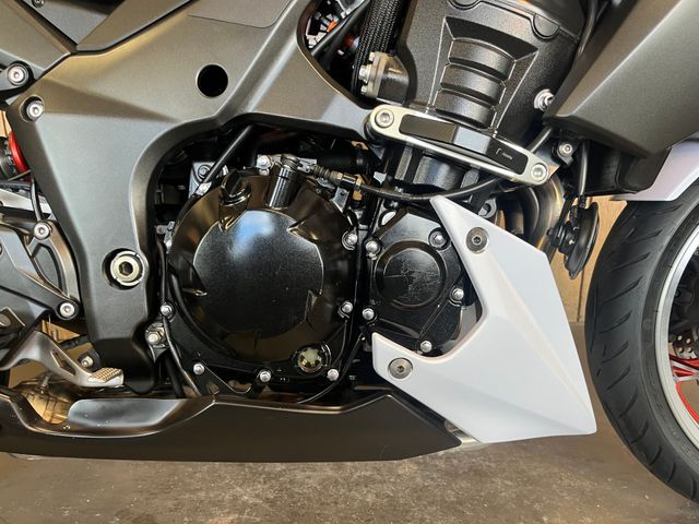 kawasaki - z1000-abs