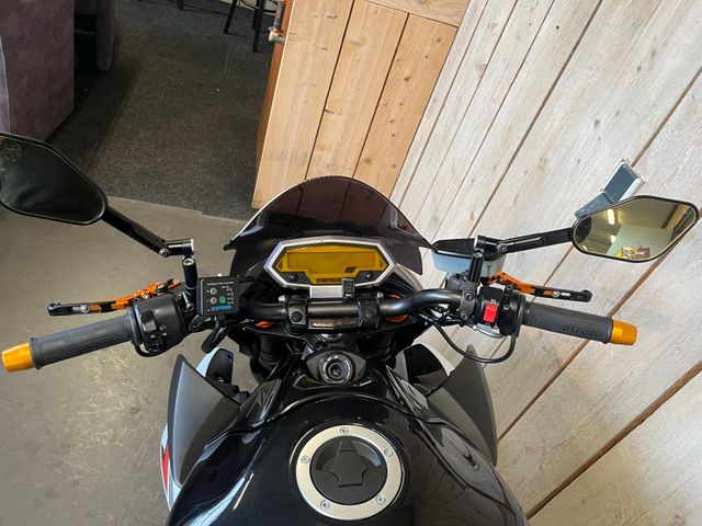 kawasaki - z1000-abs