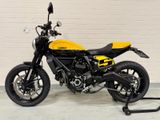 DUCATI SCRAMBLER FULL THROTTLE