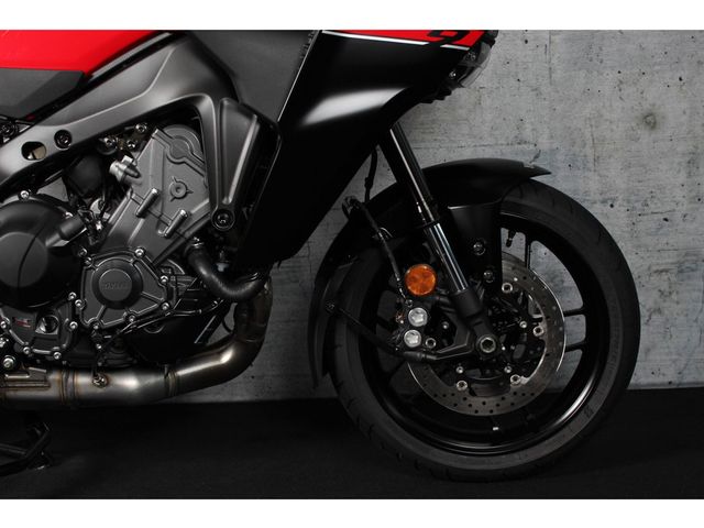 yamaha - tracer-9