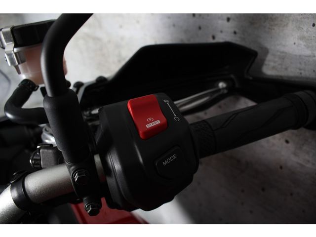yamaha - tracer-9